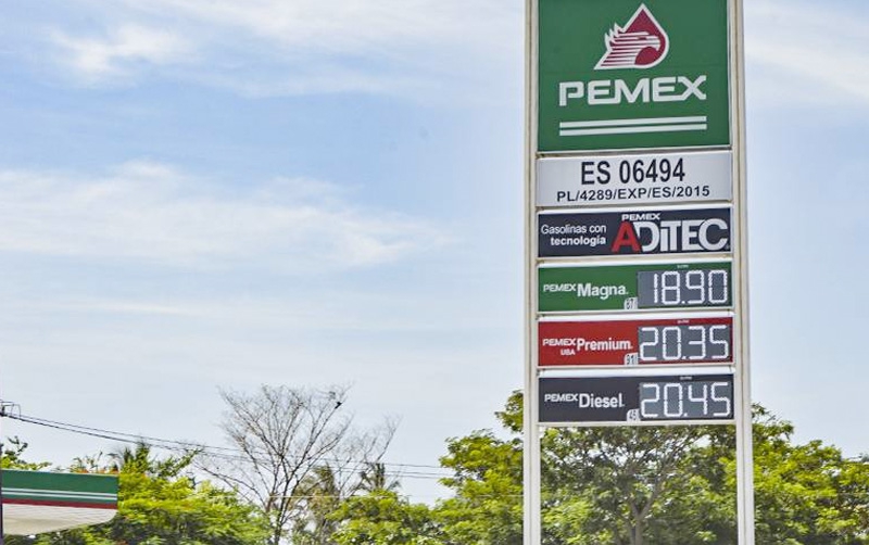 Continúan gasolineros con caída del 50 por ciento en ventas